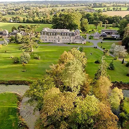 Nocleg ze śniadaniem Le Chateau Des Monts 4*