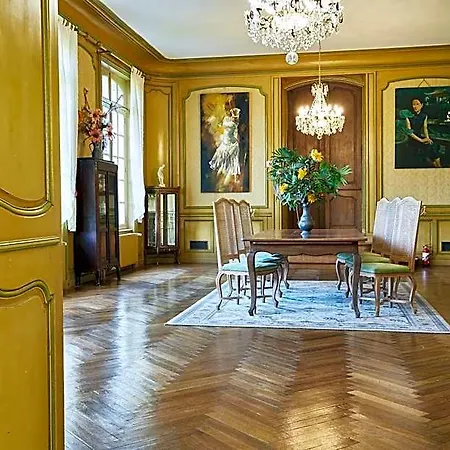 Nocleg ze śniadaniem Le Chateau Des Monts