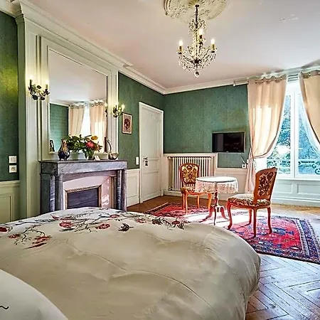 Nocleg ze śniadaniem Le Chateau Des Monts Barbeville