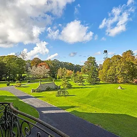 Le Chateau Des Monts 4*
