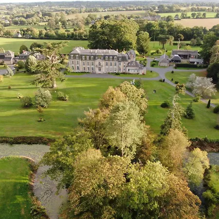 Chateau Des Monts Bed and breakfast Barbeville