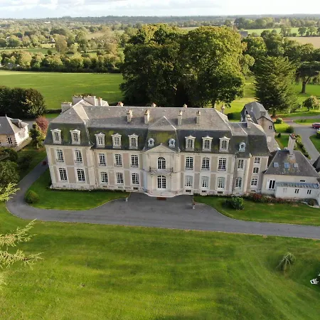 Le Chateau Des Monts Barbeville