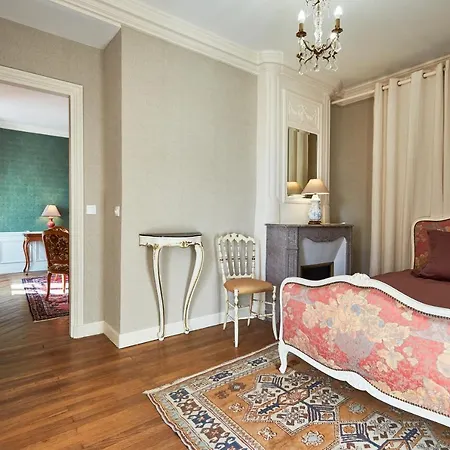 Bed and breakfast Chateau Des Monts
