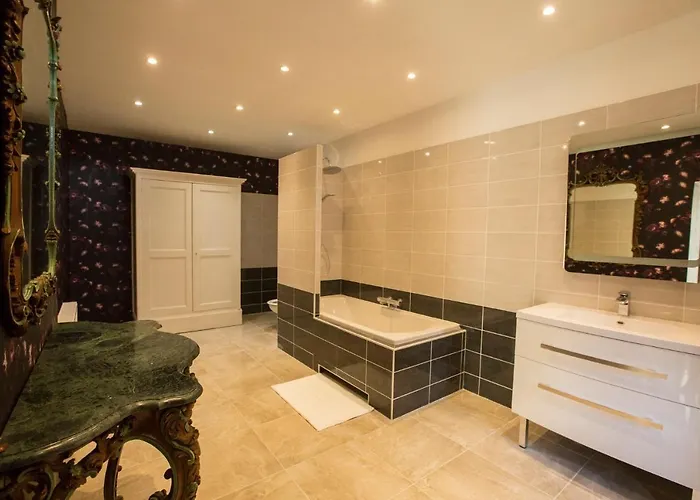 Couette-café Chateau Des Monts