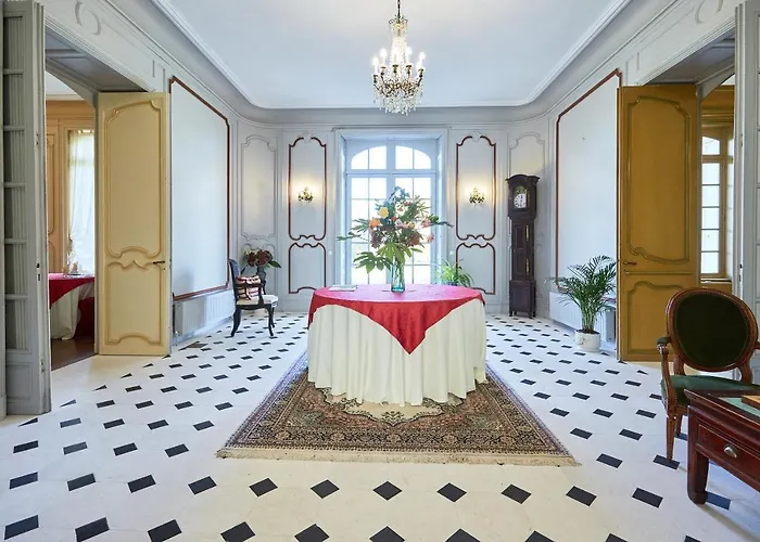 Couette-café Chateau Des Monts Barbeville